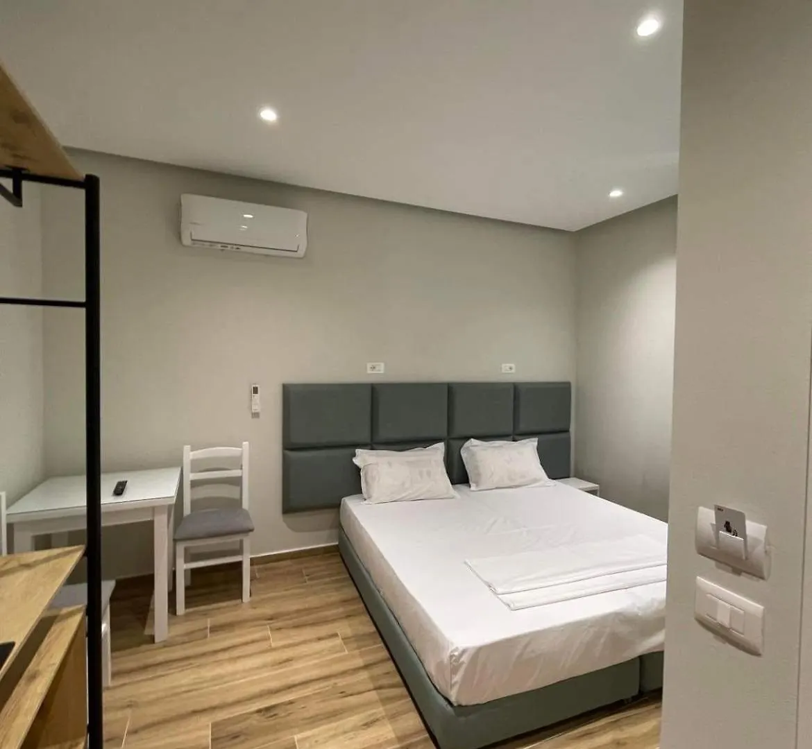 Hotel Rai ساراندا ألبانيا