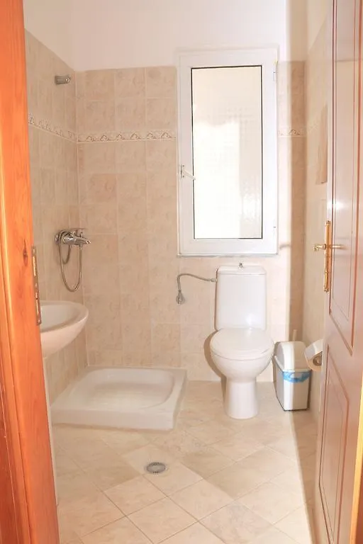 Hotel Rai ساراندا ألبانيا